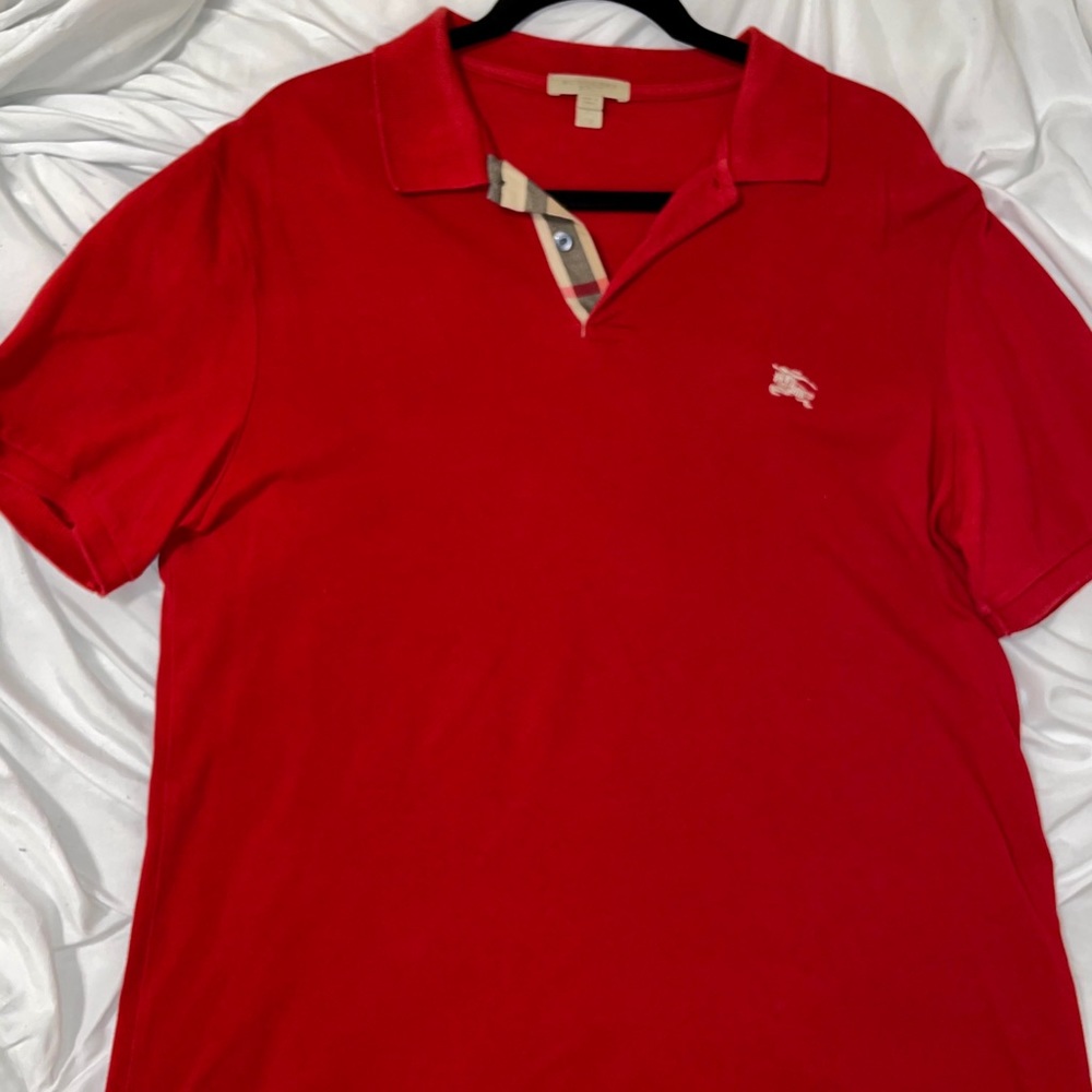 LIKE NEW!! Men’s Burberry polo